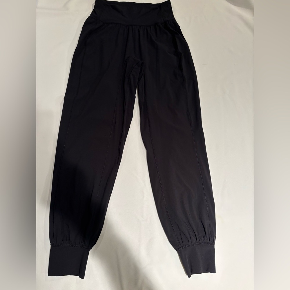 Lululemon Black Joggers size 2